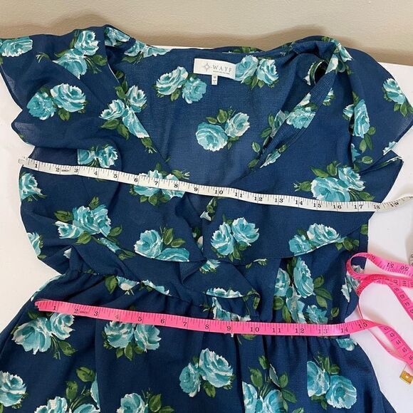 Wayf|Midi|Ruffle|Floral print| Lightweight| V-neck  - Picture 4 of 10